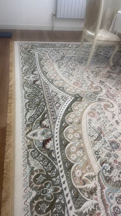 Продаю ковер размер 4х7