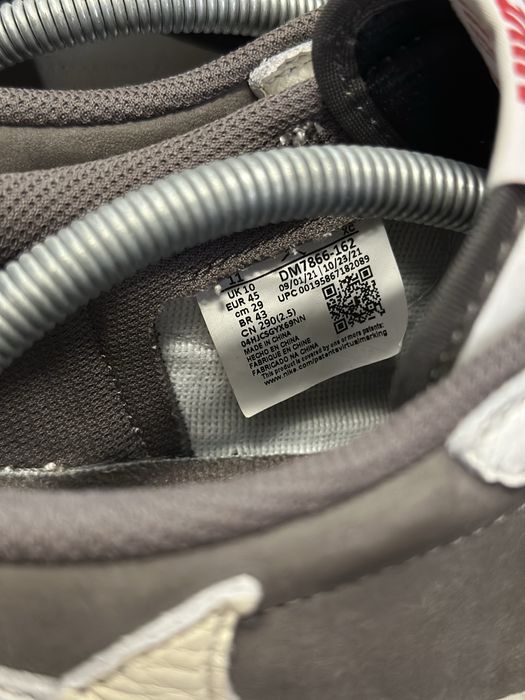 Nike x Travis Scott Air Jordan 1 Low reverse mocha