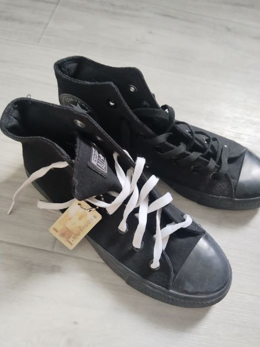 Конвера черные  в идеальном состоянии