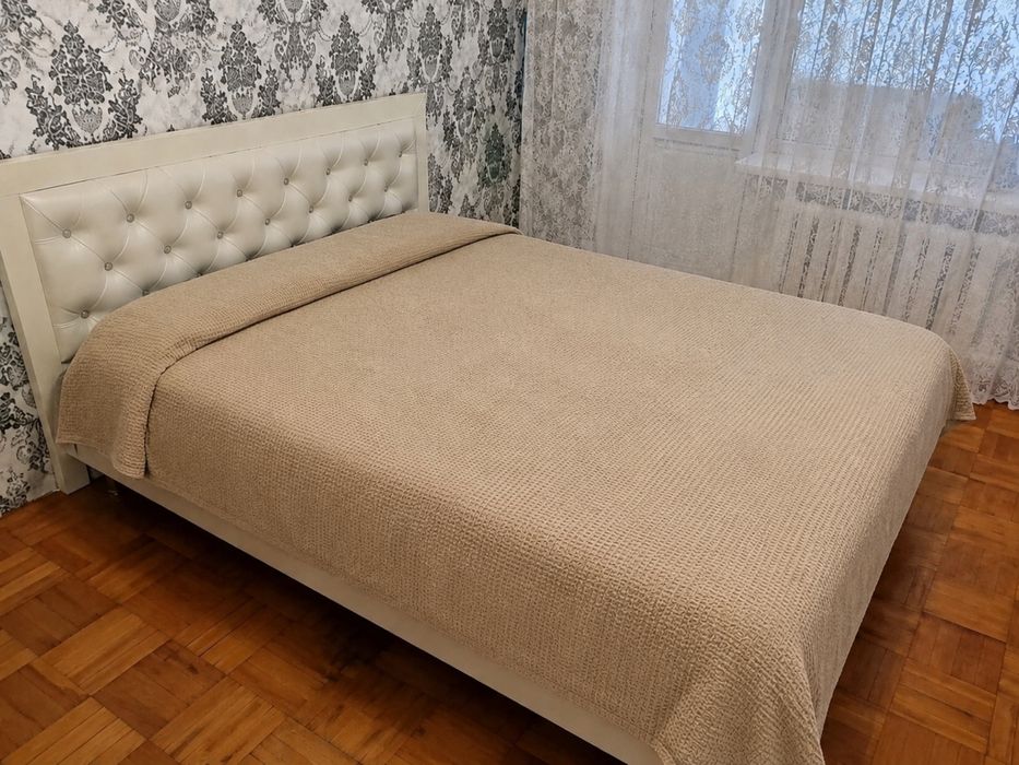 Кровать двухспальная