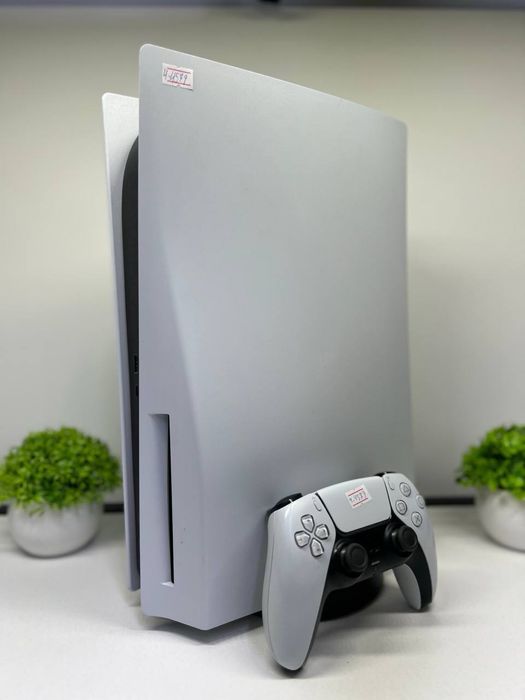 Sony PlayStation 5(2020) / 667 gb /