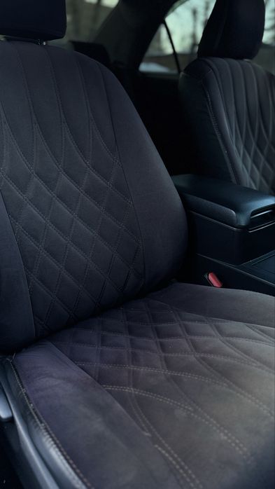 Чехлы на Камри 50