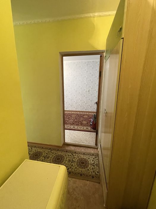 1 ком в центре по Азаттык