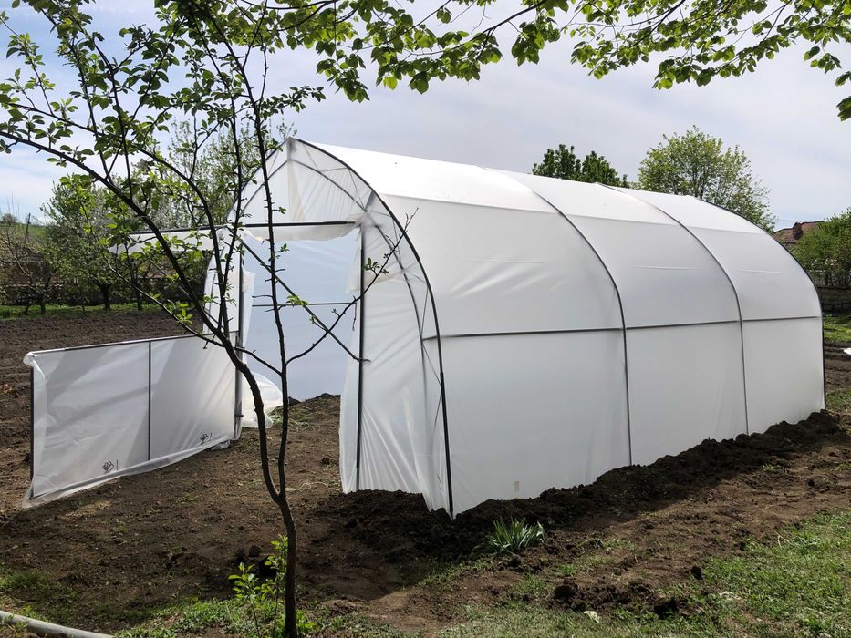 Оранжерии - “Металконструкт97” / Оранжерия с Израелски полиетилен.