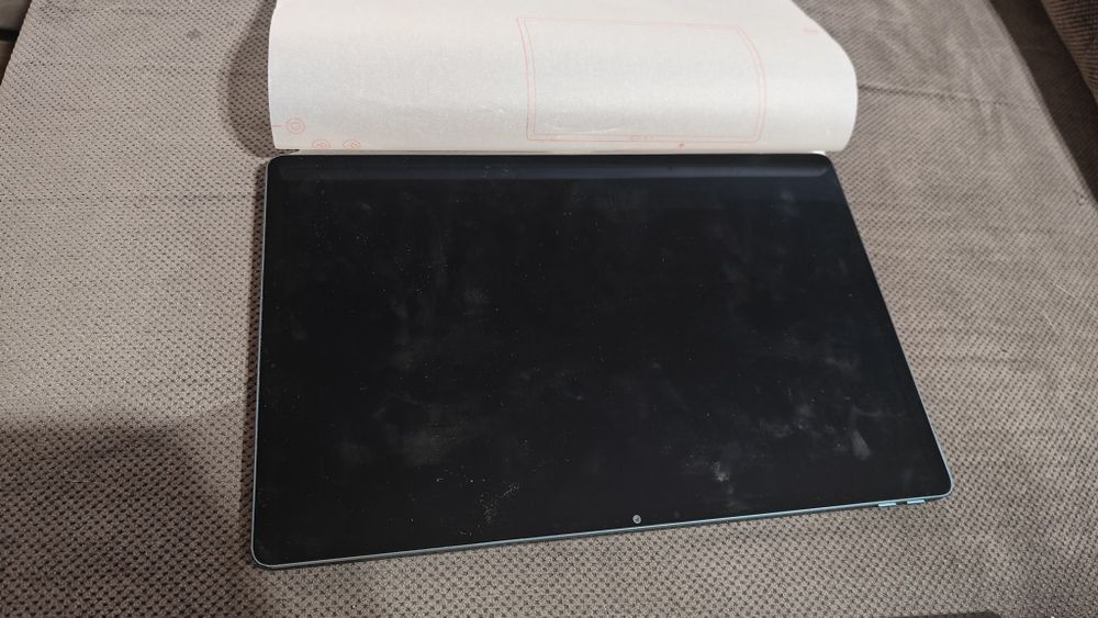 Vand tableta Lenovo Yoga Tab Plus