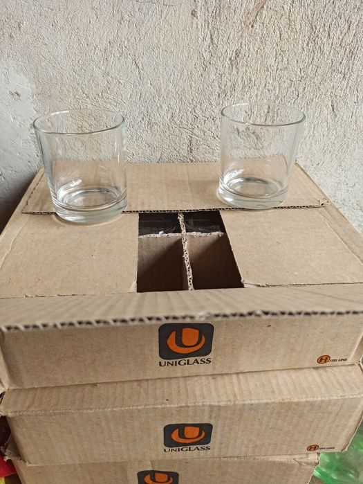 Чаши за уиски,чаши за вино 240 милилитра
