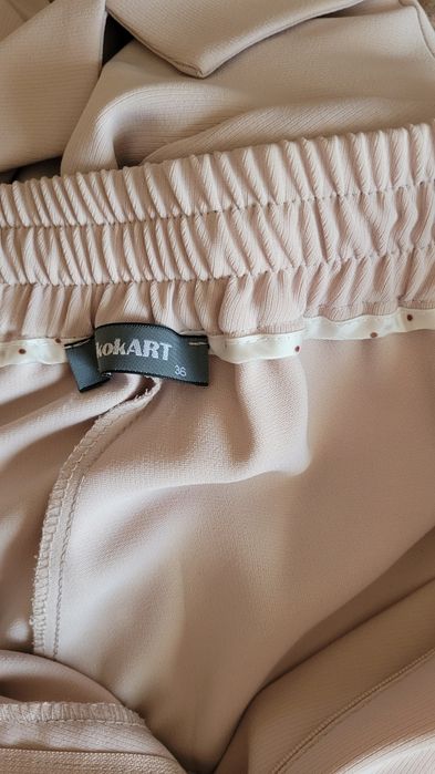 Костюм женский молодежный