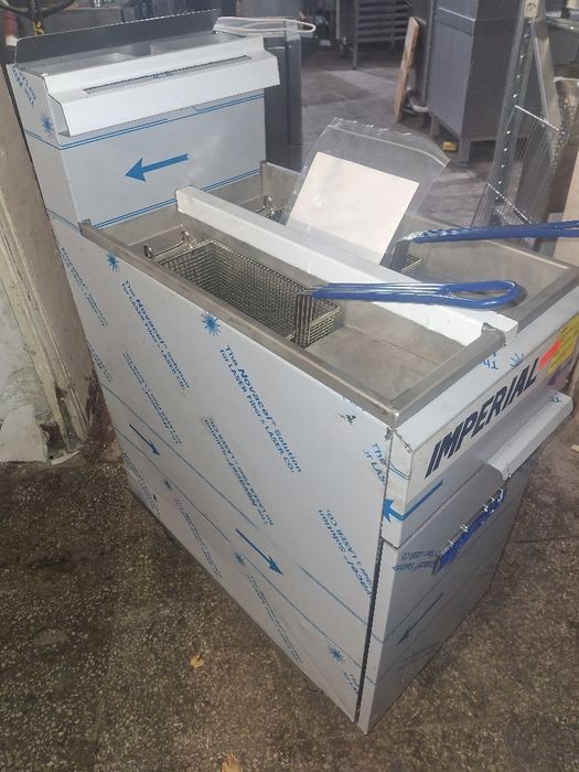 Фритюрник НОВ професионален на газ IMPERIAL