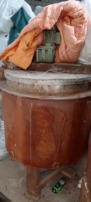 Sintafon qoplaydigan aparat va bochkalar