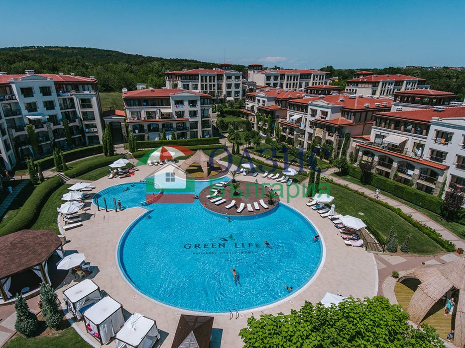 Апартамент с 1 спалня в новата фаза "Park Side 3" на комплекс Green Life Beach Resort, Созопол, 47.61 кв.м,