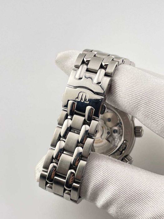 Maurice Lacroix Reveil Globe