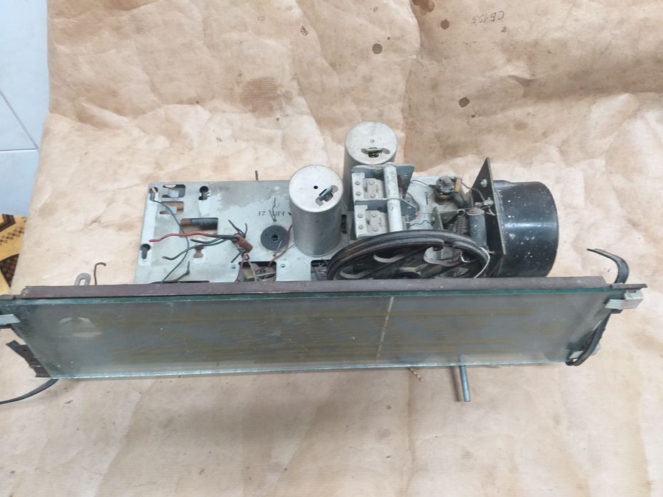 Piese de radio foarte vechi