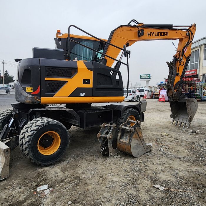 hyundai  tayyor ishlashga  мотчаси 2300 согат. 2024йил