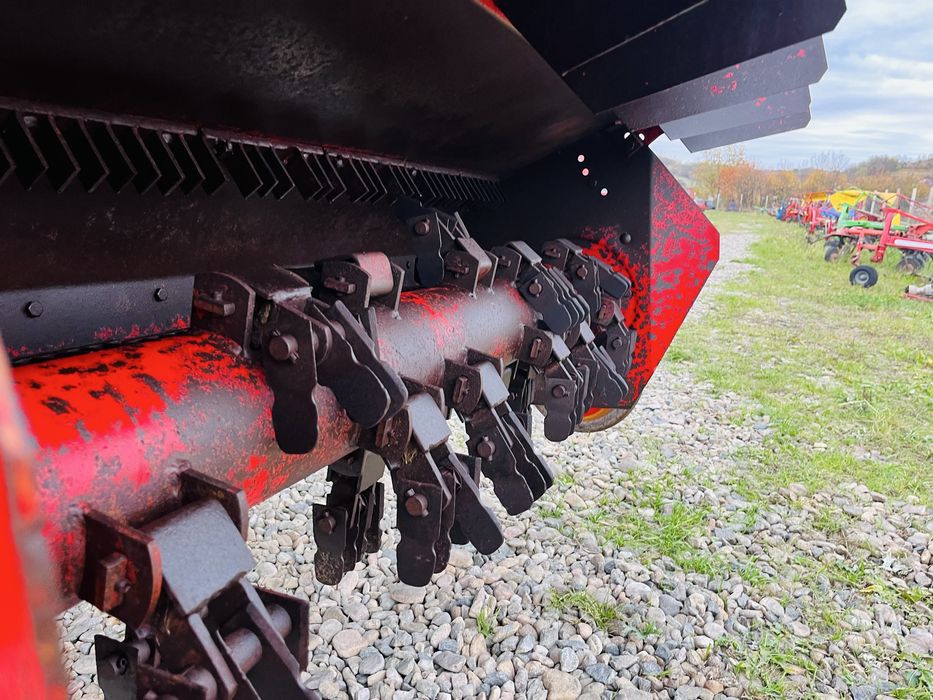 Tocator de resturi vegetale, spini, iarba, paie, 1.60 m JF pe cardan