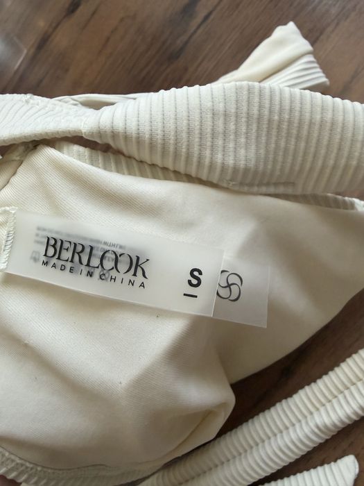 BERLOOK бански, чисто нов