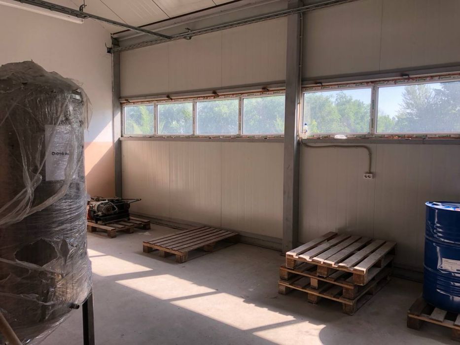 Продам пром. базу в Есике