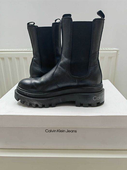 Ghete fete Calvin Klein