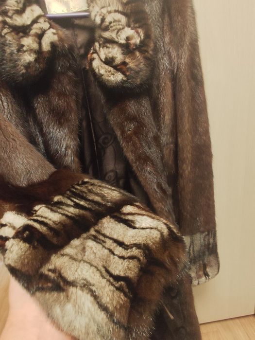 Продам норковую шубу
