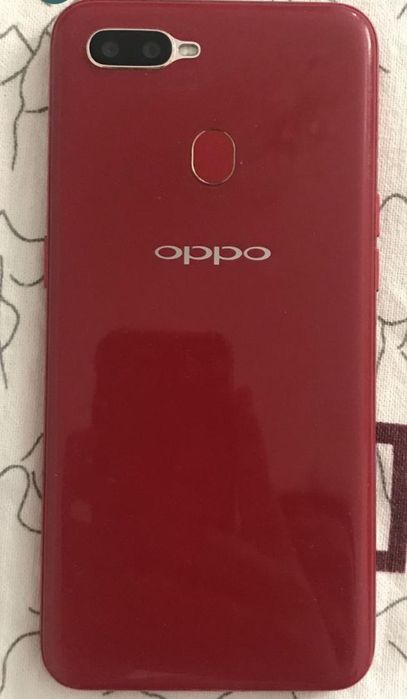Телефон Oppo A5s продам