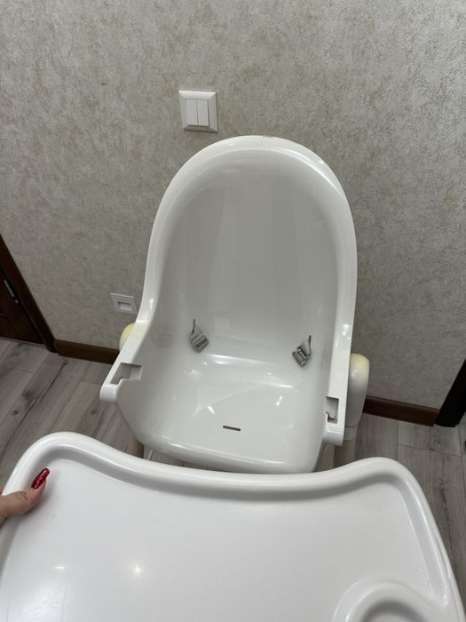 Детский стол для кормления