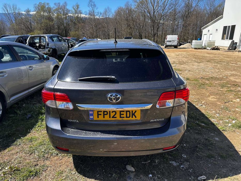 НА ЧАСТИ Toyota Avensis 2014г 2.2 D-4D (150 к.с.) –