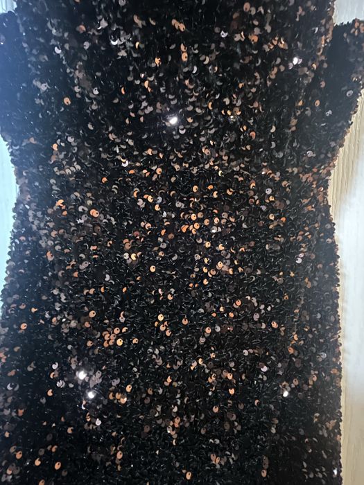 Официална рокля с пайети