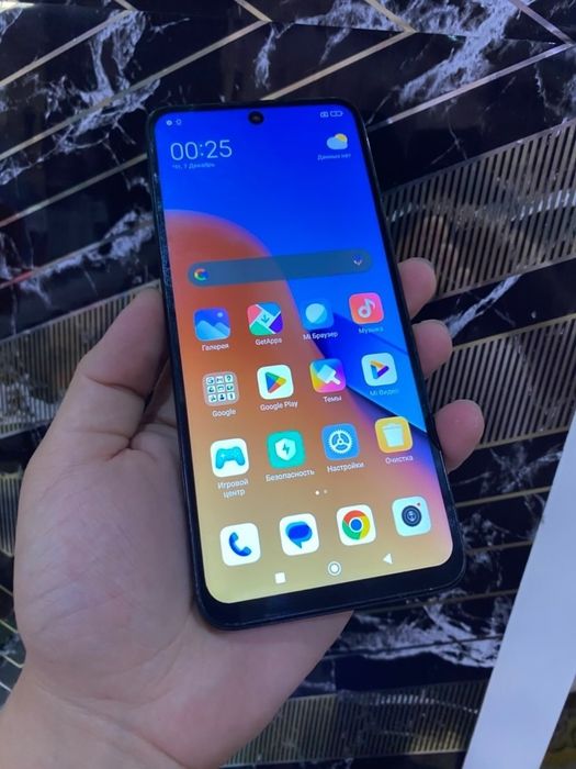 В продаже Redmi 12. 256Gb.