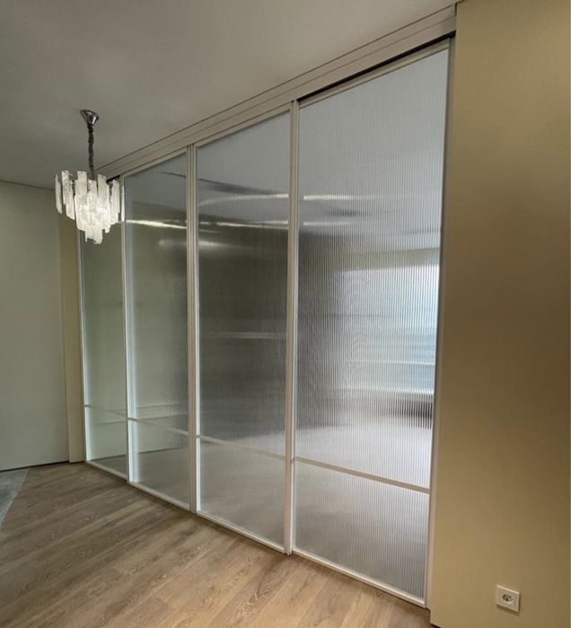 Перегородки из алюминиевого профиля