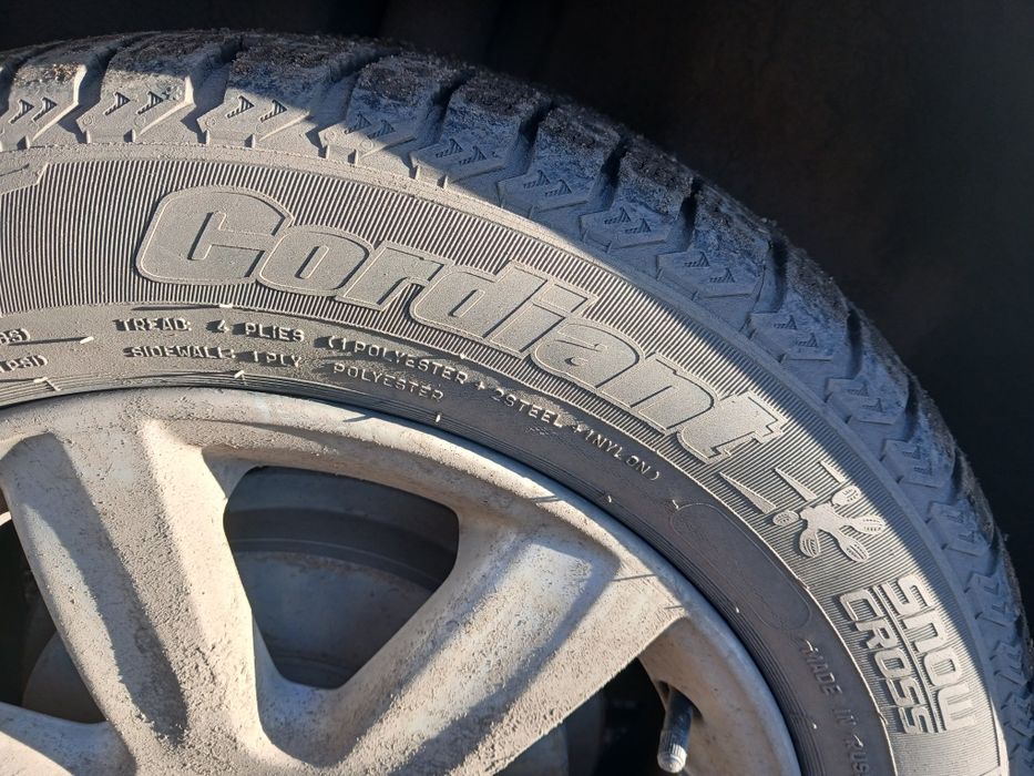 Продам шины 15 размер