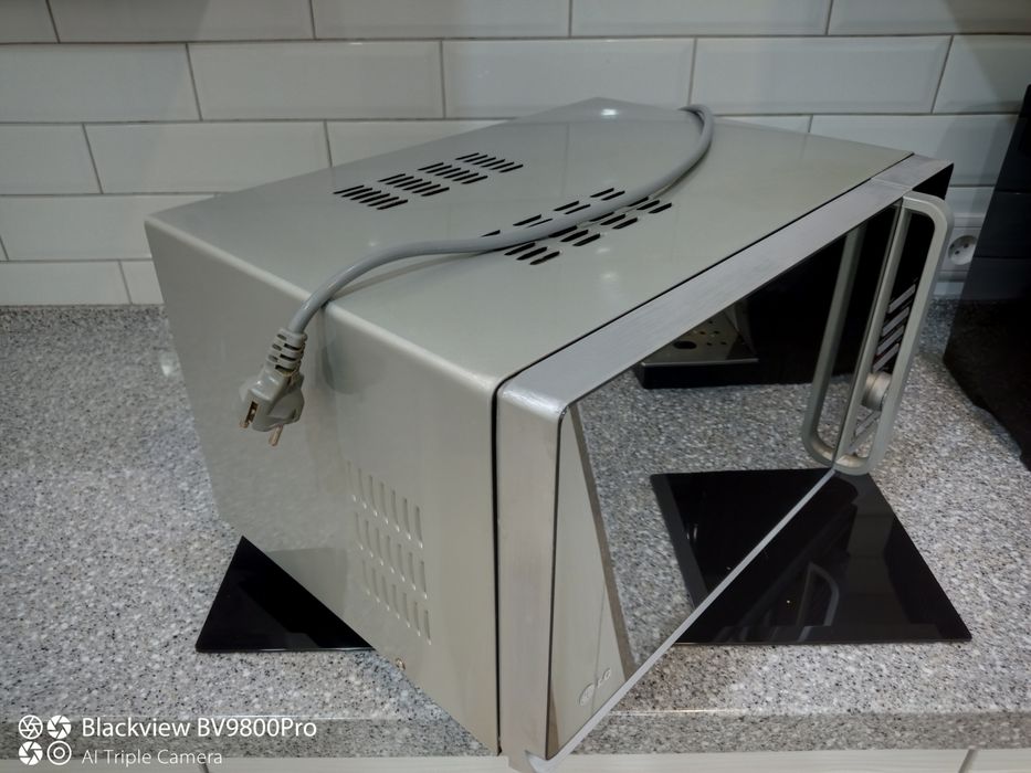 Микроволновка LG