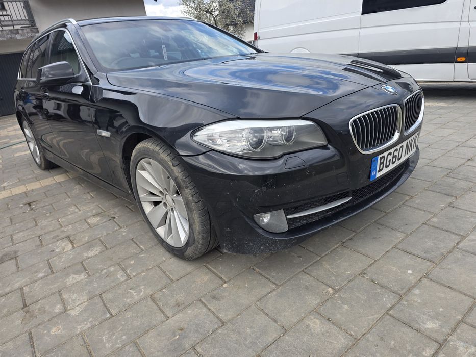 Bmw f11  culoare neagra