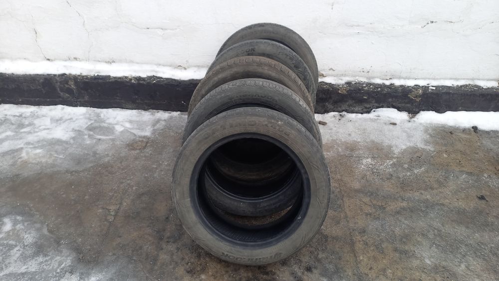 Продам летние резины на 15