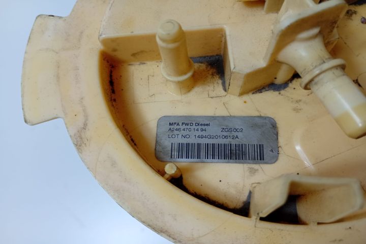 Pompa combustibil A2464701494 Mercedes-Benz CLA-Class C117