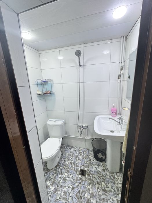 Аренда 70 кв под офис или магазин.