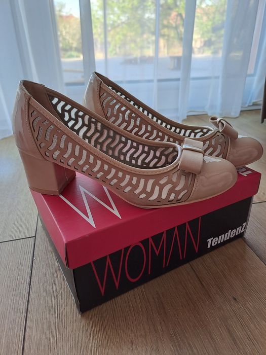 Дамски елегантни обувки