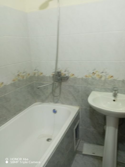 Ижарага уй 3 хонали