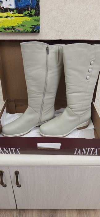 Продам новые сапоги Финляндия. Фирма Janita