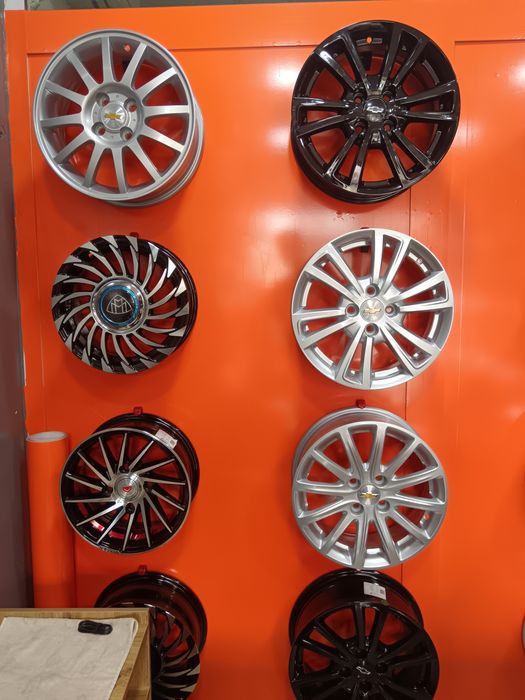 Jentra, kobalt, matiz, damas uchun diskalar