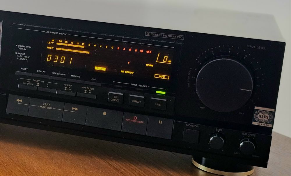 JVC  TD-V 711  SuperDigifine
