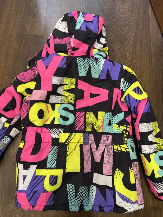 Продается куртка для девочки