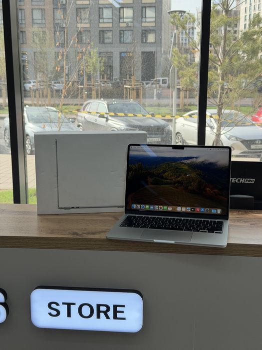 Macbook Air M2 8/512 gb | iStatus