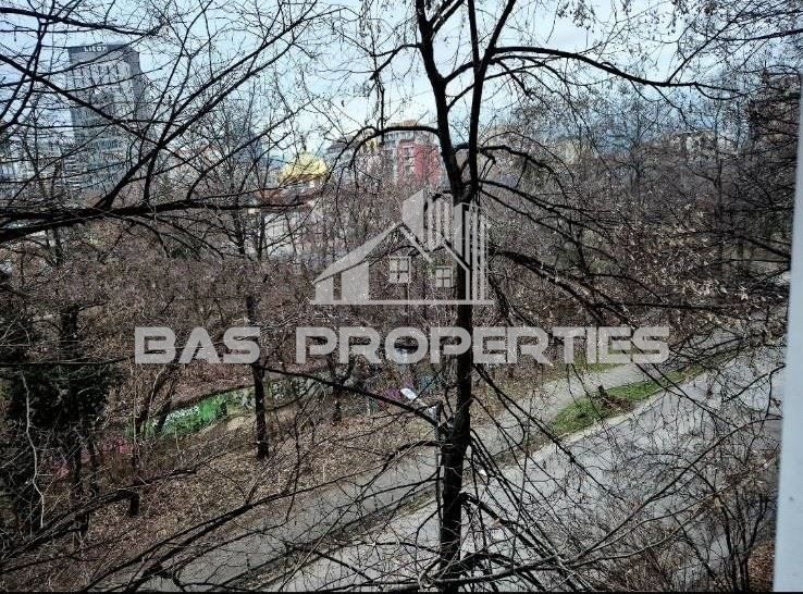 Продава се Двустаен апартамент в София, Изток - 66 кв.м за 1917 €/кв.м - Снимка #3