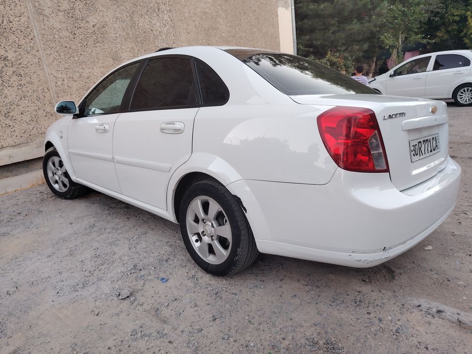 Srochna laseti 2013 sotiladi