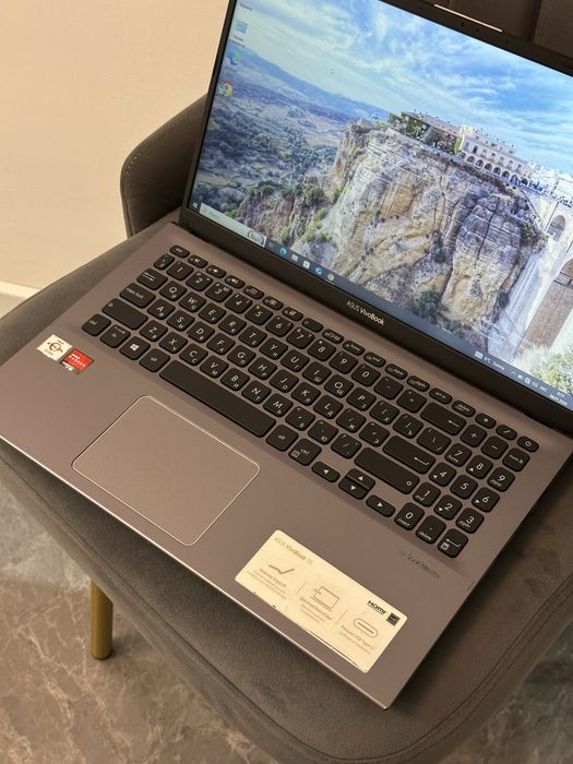 Asus vivobook стильный
