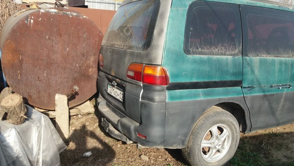 Митсубиси Спейс Гир.