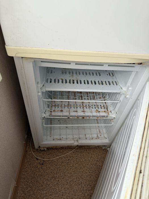 Продается холодильник