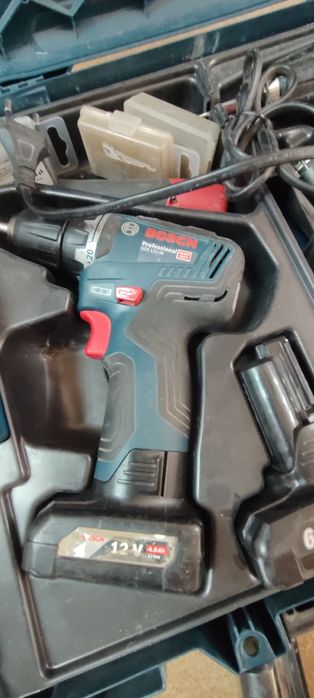 Винтоверт bosch  12-35