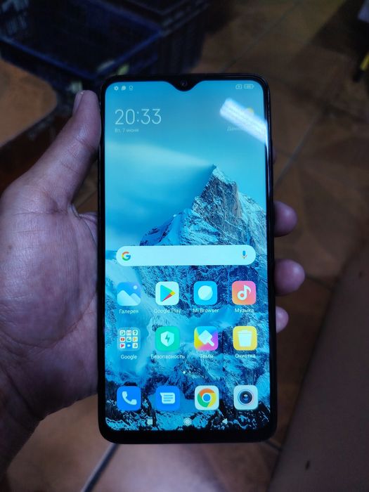 продаётся телефон