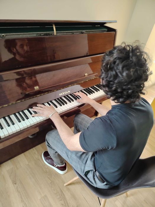 Наем на Многофукнционална Зала