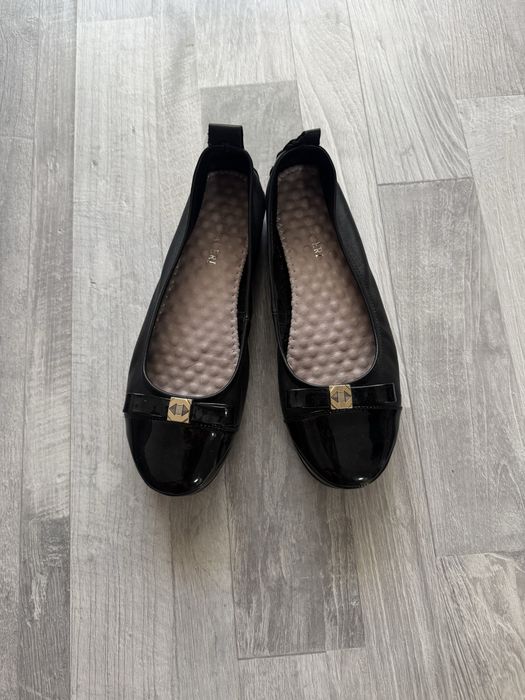 Продам кожанные лодочки